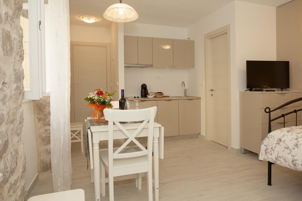 Apartmani Luca Сплит Экстерьер фото